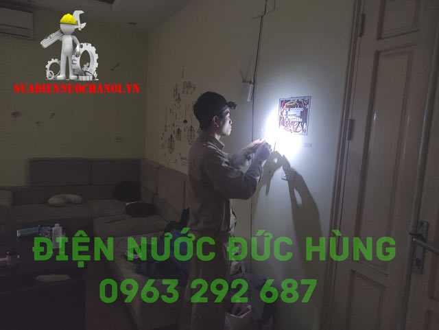  Gọi thợ điện chuyên nghiệp sửa nhảy aptomat