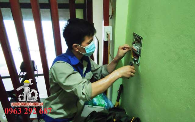 Xử lý rò điện âm tường cho hộ gia đình tại quận Hai Bà Trưng