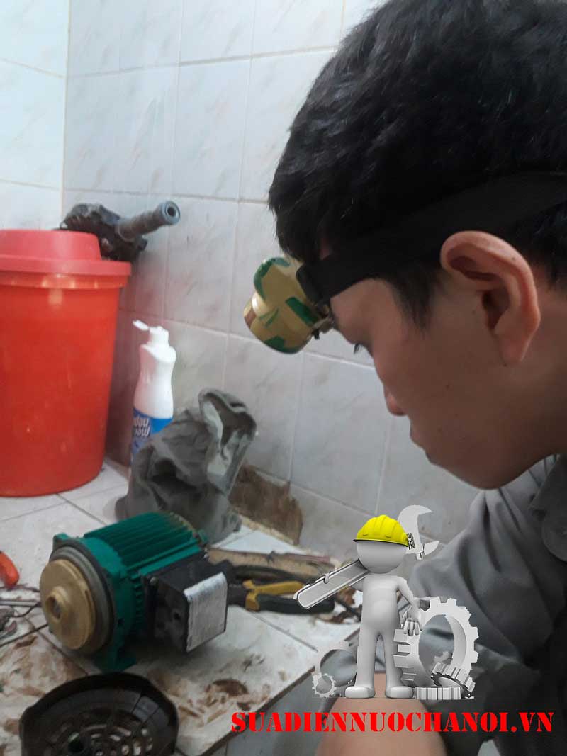 Sửa máy bơm tăng áp nhà anh Hoàng C11 Nguyễn Qúy Đức Thanh Xuân